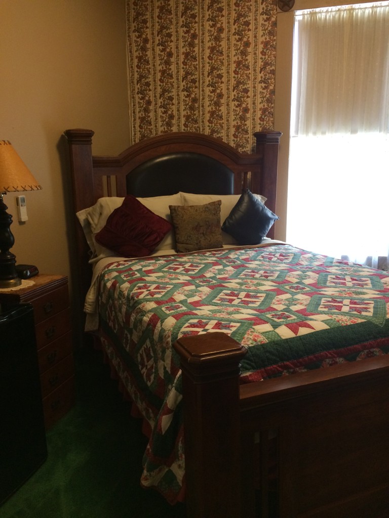 Courtland Queen Room 2 Bed